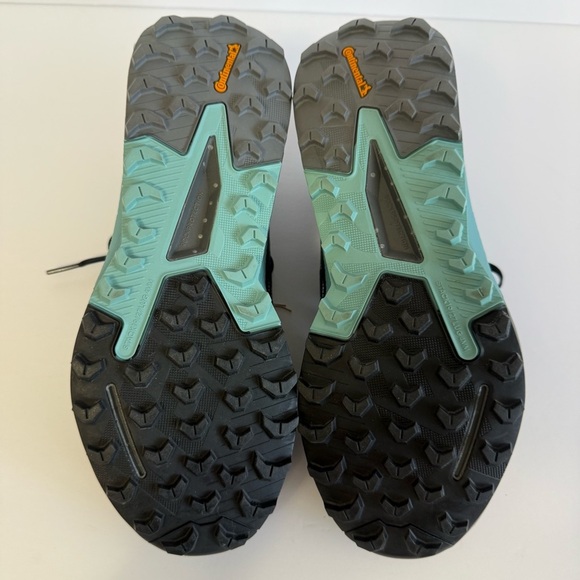 Adidas Terrex Women’s Hiking Trail Shoes - Picture 9 of 9